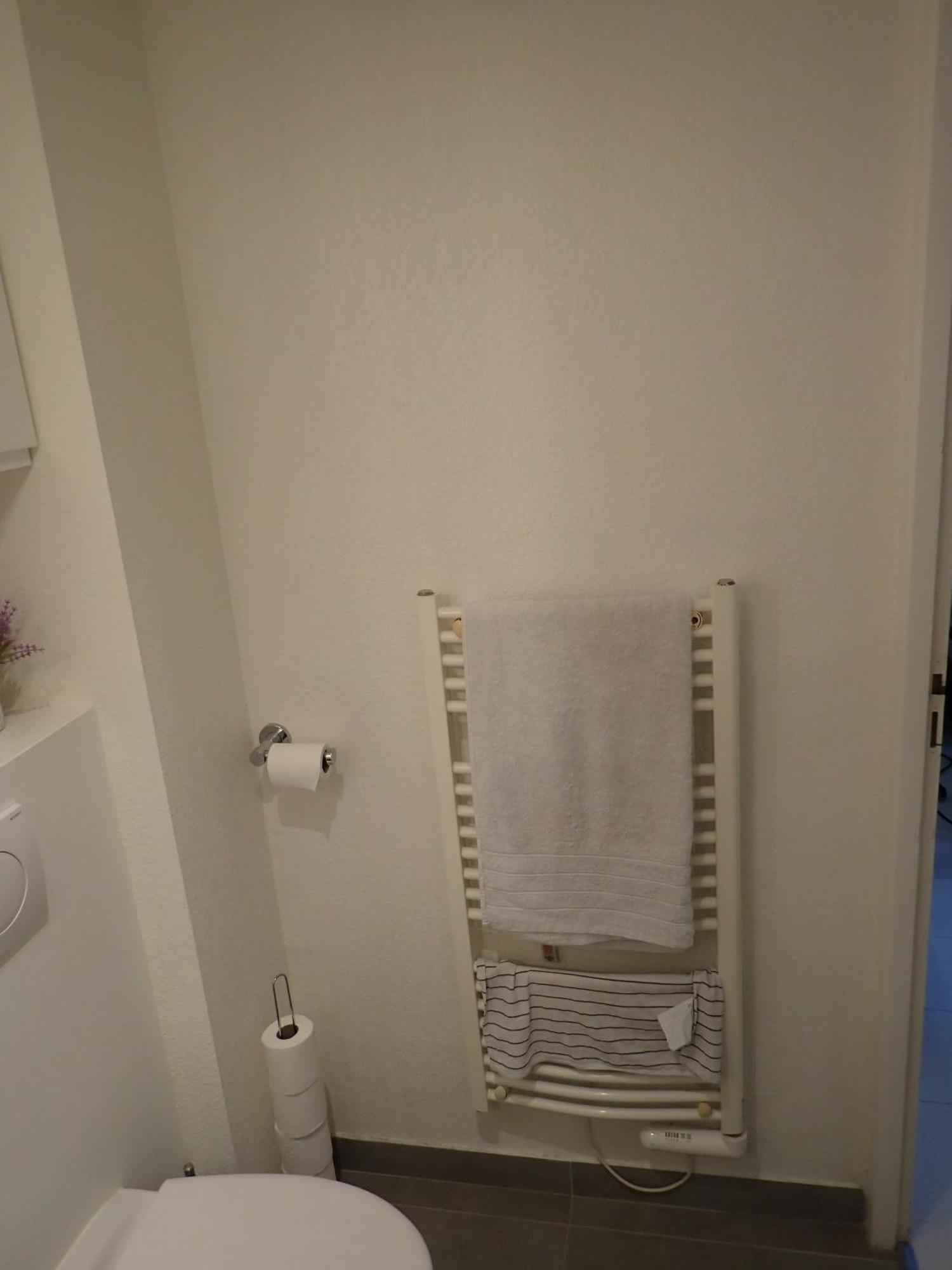 Suite 1 Chambre, 1 Sejour, Climatise, Piscines, 400M De La Mer Ла-Лонд-ле-Мор Экстерьер фото